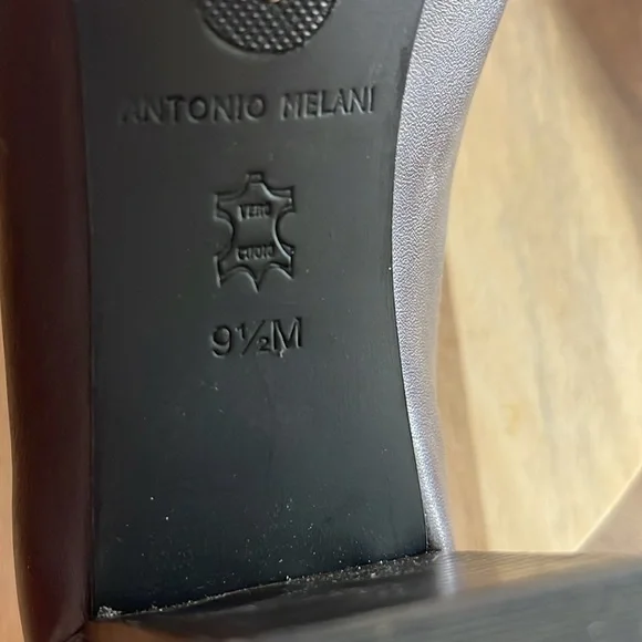 Antonio Melani Brown Leather Square Toe Loafers with block heel   9.5 M - Picture 8 of 9